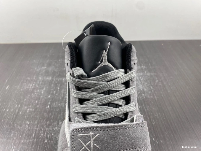 Rep LUCY X CUT TRAVIS FZ8117-001 SCOTT JORDAN THE CHECK 0823